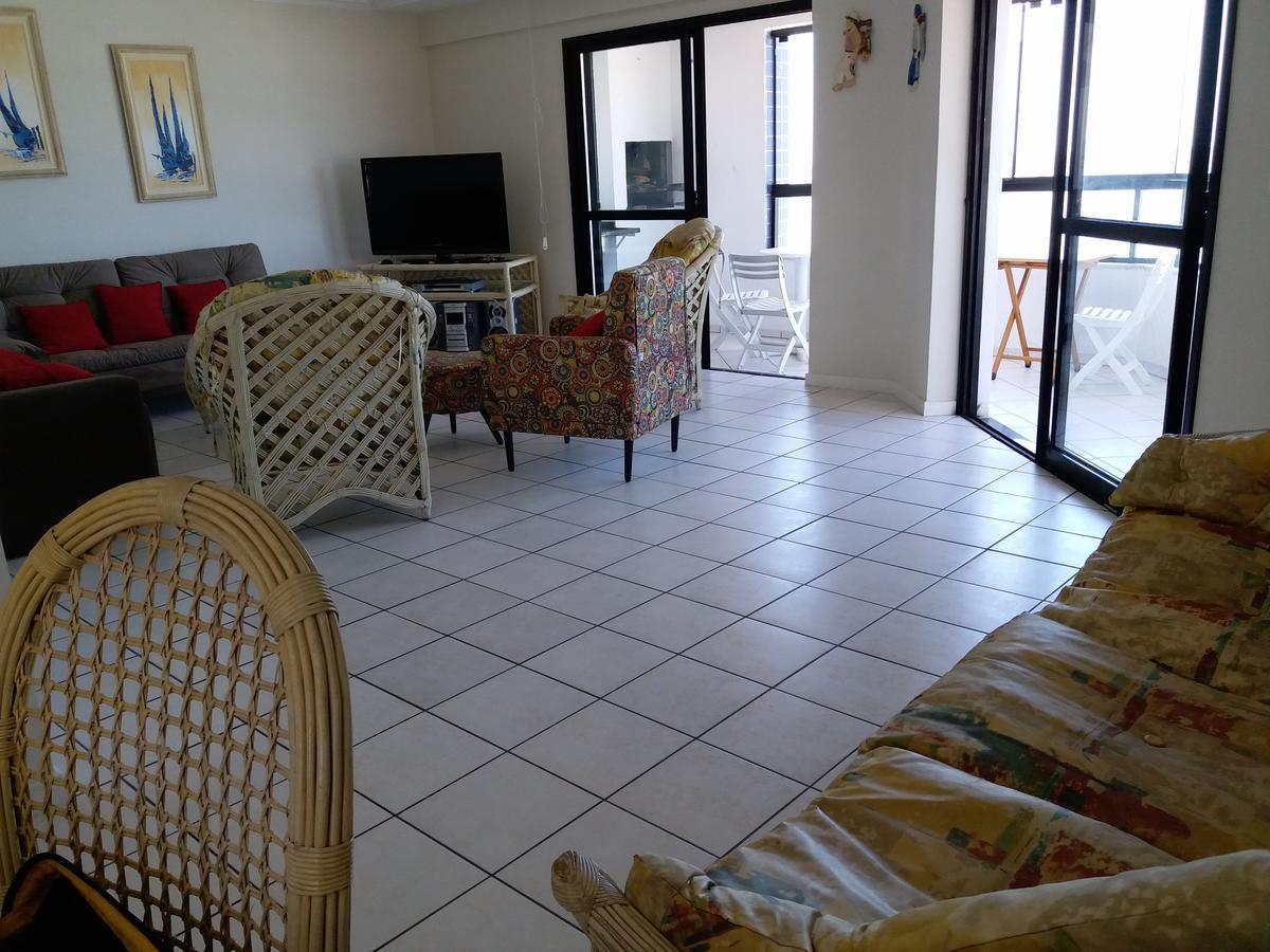 Apto Camboriú - Frente Ao Mar Apartamento *